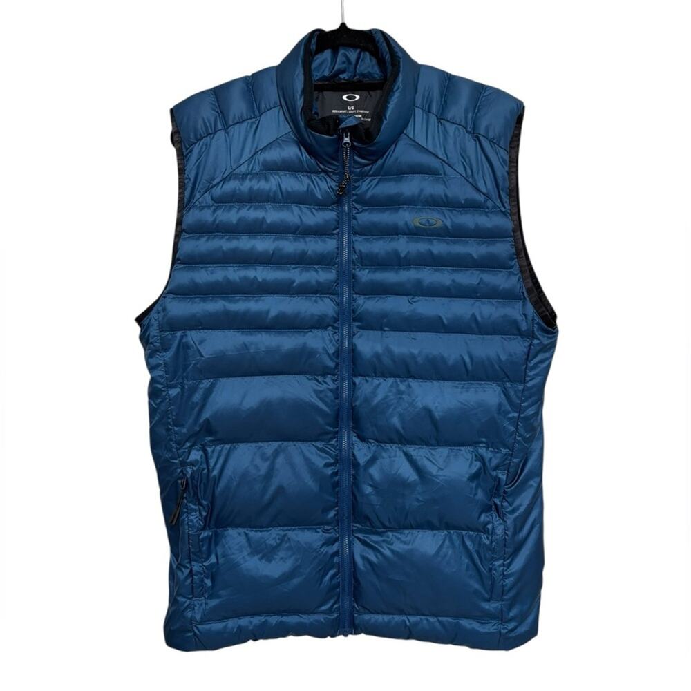 Oakley Men’s Thermofill Ellipse Puffer Vest in Blue - Size L